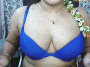 Telugu aunty boobs show