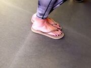 Persian milf candid feet