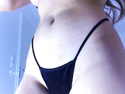 Deniseone  bikini cluseup reveals black hairs on tummy