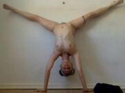 Flocahontas nude yoga/stretching and headstands
