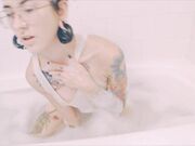 Skulliee Bath Cam in private premium video
