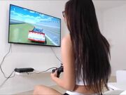 Ḡa₥eя Girl Fuckz Pussy with ṖṢ3 Controller & Squirtz