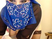 Muslim Minee niqab Boobsplay sqiurt part.1