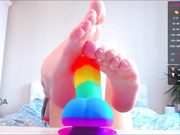 Seltin_sweety dildo foot massage