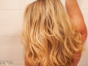 MeetMadden - 210519 - Bara Back Blonde Curls