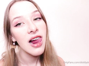 Diddly ASMR yourtube wants your cum in her mouth