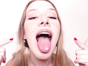 Diddly ASMR yourtube wants your cum in her mouth