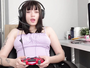 louisbxby gamer girl solo