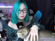 blue_mooncat plays with her cute pussy :)