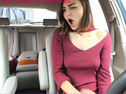 Kristymack Masturbates In Car