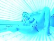 extremekream squirt tanning bed