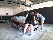 Car wash lesben