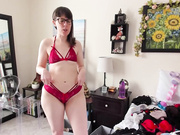 ellynaomi changing clothes