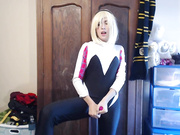 Annabelle Bestia Gwen Stacy Tries On Her Costume