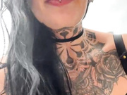 Inkedbitch sexy tattooed girl