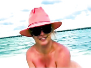 Britney Spears nude (Censored) at a Beach - 10/4/22
