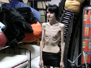 anorexic Stasha 8t00336
