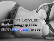 Layla R play