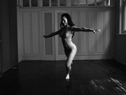 sexy dancer practices nude